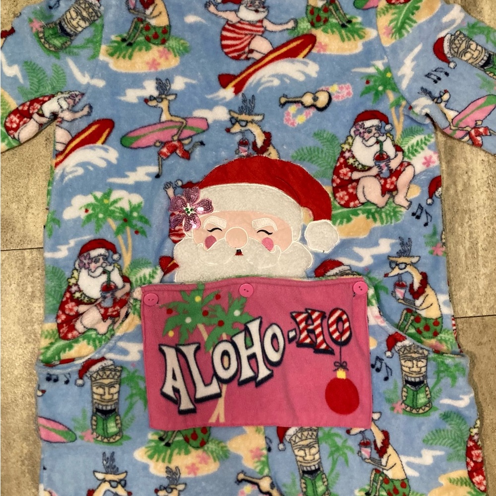 Girl 16-18 XL Santa fuzzy onesie with buttoned-flap butt, zip front
